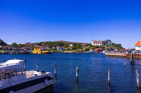 Car ferry that connects the islands in the Bohuslän archipelago as a floating road, Hamburgsund,
