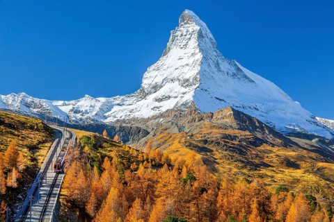 Gornergratbahn on the Riffelberg with Matterhorn 4478m in autumn, Zermatt, Mattertal, Valais,