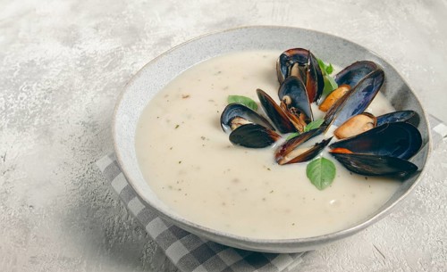 Chowder cream soup with mussels, American cuisine, homemade, no people
