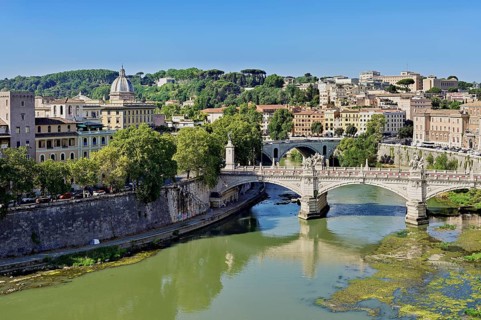 Ponte Vittorio Emanuele II bridge over the Tiber, Rome, Lazio, Italy, Europe