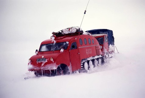 GUSI Bombardier B 12 snowmobile, Gudmundur Jonasson travel company Adventure Arctic Expedition to