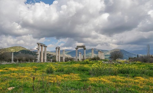 Excavation site site of the ancient city of Aphrodisias, Temple of Aphrodite, today's city of