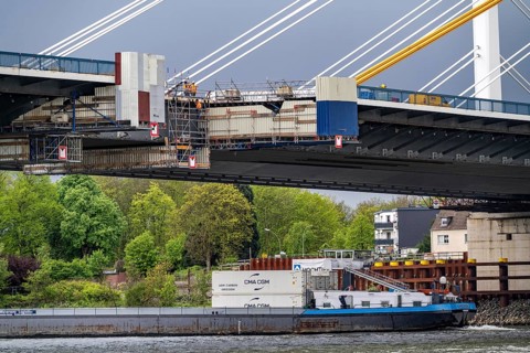 The new Rhine bridge Neuenkamp, the A40, white pillar ropes, and the old motorway bridge, which is