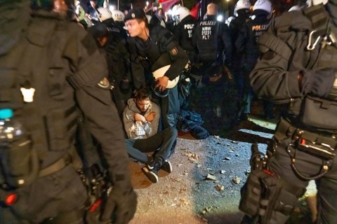 Demonstration by pro-Palestinian activists in Duisburg-Hochfeld, around 110 demonstrators marched