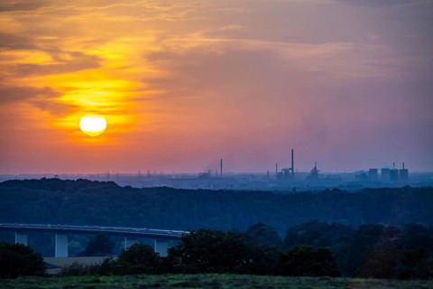 Sunset over the western Ruhr area, Ruhr valley bridge of the A52 motorway between Essen and