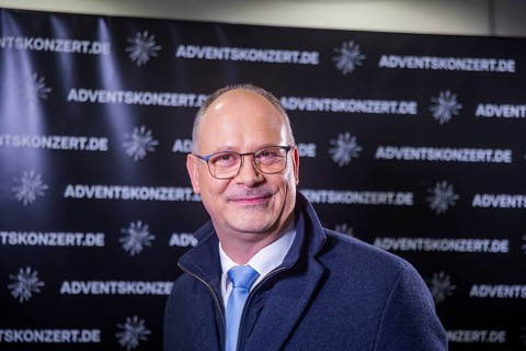When over 25, 000 visitors flock to the Rudolf Harbig Stadium for the big Advent concert just in
