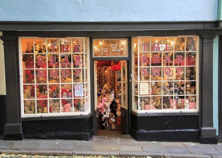 Historic buildings in Elm Hill, The Bear Shop, Norwich, Norfolk, England, UK
