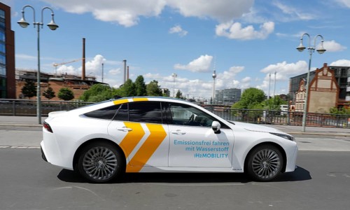 The Toyota Mirai, a vehicle with fuel cell technology, Fuelcell, on the road, Berlin, 17/05/2021