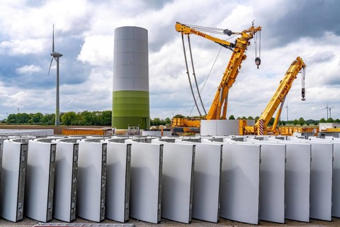 Wind turbine repowering, in the Issum-Oermten wind farm, 9 wind turbines in operation for over 20