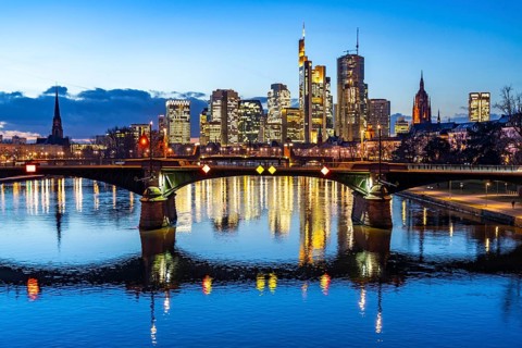 Skyline of the city centre of Frankfurt am Main, river Main, dusk, Ignatz-Bubis-Brücke, Hesse,