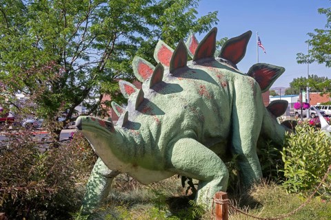 Vernal, Utah, The Utah Field House of Natural History State Park Museum displays dinosaur models,