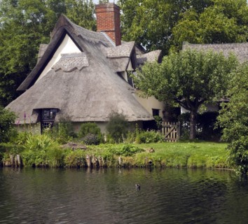 Thatched Bridge Cottage at Flatford, East Bergholt, Suffolk, England, United Kingdom, Europe