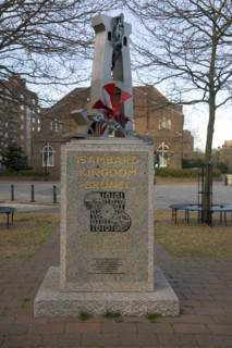 Isambard Kingdom Brunel memorial monument, Portsmouth, Hampshire, England, United Kingdom, Europe