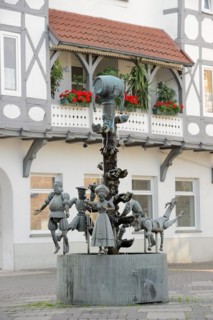 Fountain 'Kanzlerbrunnen' by Bonifatius Stirnberg, Lemgo, North Rhine-Westphalia, Germany, Europe