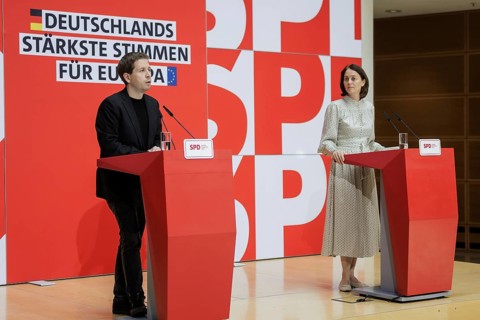 Kevin Kuehnert, SPD Secretary-General, and Katarina Barley, SPD lead candidate for the 2024