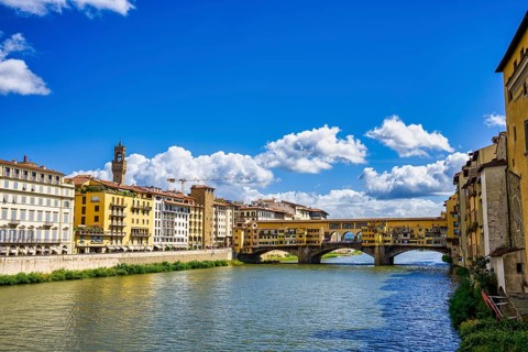 Ponte Vecchio over the Arno, Florence, Tuscany, Italy, Europe