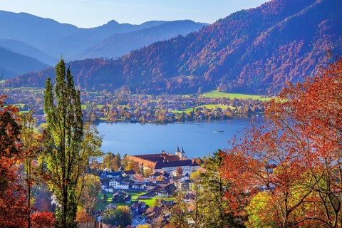 Panorama of the village and lake with the monastery castle in autumn, Tegernsee, Tegernsee,