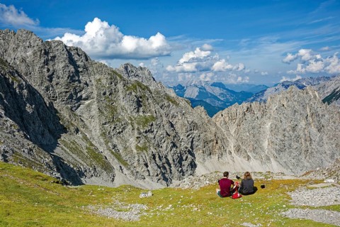 At the Hafelekar, view from the Karwendelblick of the Innsbruck Nordkette to the Karwendel