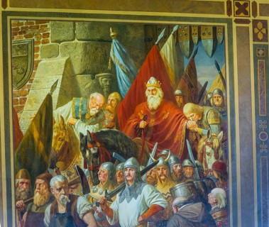 The imperial palace of Goslar covers an area of around 340 by 180 metres, situated at the foot of
