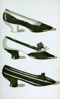 Shoe fashion in 1900, Women's shoes, Three shoes in 'Magpie' colours, the first two in kid, the