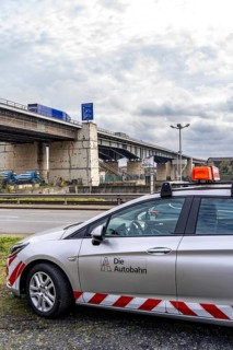 The Berlin Bridge, motorway A59, over the Duisburg port area, 1.8 km long, has a remaining useful