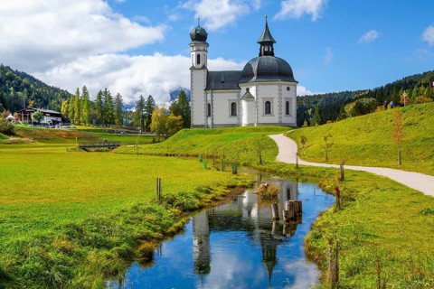 Seekirchl on the outskirts of the village, Seefeld in Tyrol, Seefeld Plateau, Tyrol, Austria,