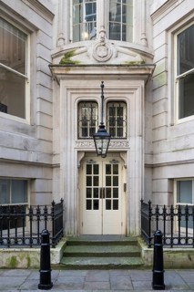 East entrance to Temple Gardens, Middle Temple Lane, Inns of Court & Chancery, London, England,