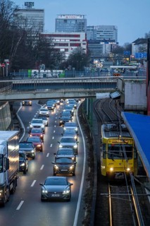Motorway A40, city centre of Essen, underground line U18, many bridges, for vehicles and