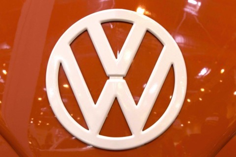 The front of a Volkswagen bus with a large VW logo. Techno Classica is the trade fair for vintage,