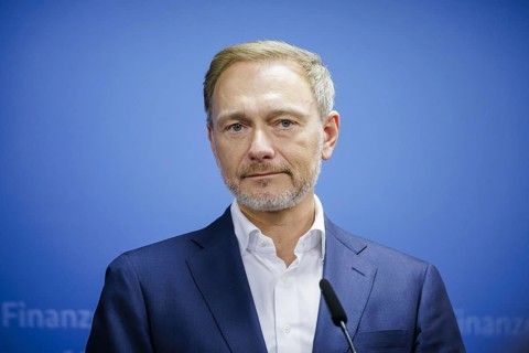 Christian Lindner (FDP), Federal Minister of Finance, gives a press statement at the Ministry of