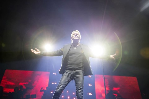 Matthias Reim live on ..und plötzlich bist du Kult! Tour in the Berlin Uber Arena on 29 December