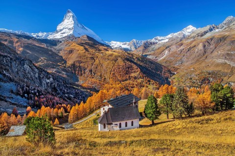 Autumn landscape with chapel on the Riffelalp and Matterhorn 4478m Zermatt, Mattertal, Valais,