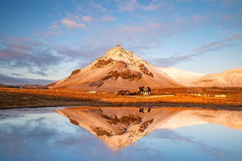 Mountain reflected in a small lake, Arnarstapi, Snäfellsnes Peninsula, Snæfellsnes, West Iceland,