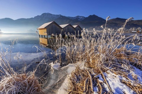 Boat huts, icy shore, lake, morning light, fog, snow, winter, mountains, Lake Kochel, Schlehdorf,