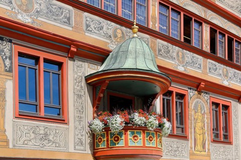 Tübingen town hall, friezes, sgraffito painting, paintings, facade painting, floral decorations,
