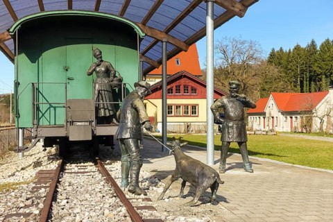 Durlesbach railway station, opened in 1849 and decommissioned in 1984, railway monument, railway