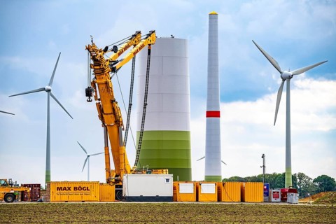 Wind turbine repowering, in the Issum-Oermten wind farm, 9 wind turbines in operation for over 20
