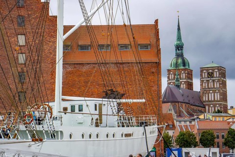 The former sail training ship Gorch Fock I, in the harbour of the Hanseatic city and UNESCO World