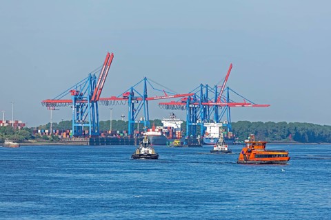 Tugboat, ferry, Burchardkai container terminal, Norderelbe, Hamburg, Germany, Europe