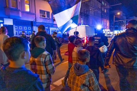 Demonstration by pro-Palestinian activists in Duisburg-Hochfeld, around 110 demonstrators marched