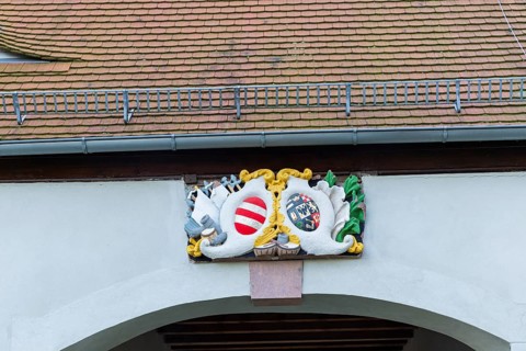 Neusorge Castle, family coat of arms on the tower house, Zschöppichen, Zschöppichen, Saxony,