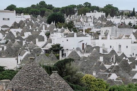 Trulli houses in Alberobello, UNESCO World Heritage Site, Apulia, Italy, Europe