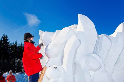 Snow sculpture competition, Hermsdorf
