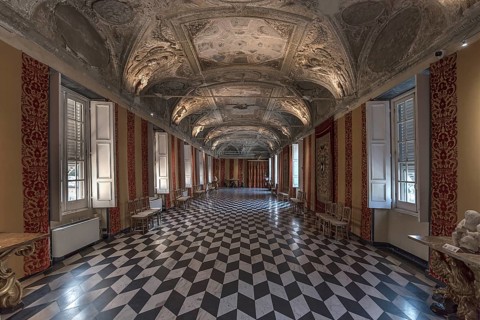 Ceiling fresco in The Golden Gallery, Villa del Principe, Palazzo di Andrea Doria, Piazza dei