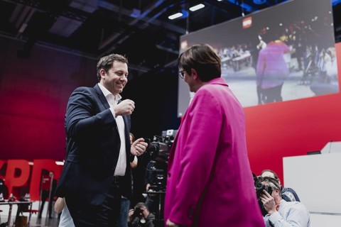 (L-R) Lars Klingbeil, SPD-Parteivorsitzender, und Saskia Esken, Bundesvorsitzender der SPD,