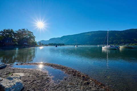 Lakeside, sailboats, sun, morning, summer, Steindorf am Lake Ossiach, Lake Ossiach, Carinthia,