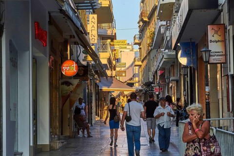 Pedestrian zone, shops, passers-by, signs, city centre, old town, Heraklion, capital, island of