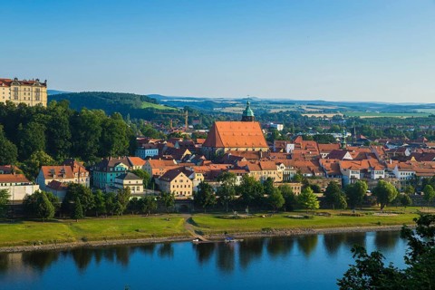 Pirna is a large district town and the administrative seat of the Sächsische Schweiz-Osterzgebirge