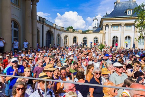 Pleasure gondolas in 1719 The 300th anniversary of the prince's wedding in 1719 was celebrated in