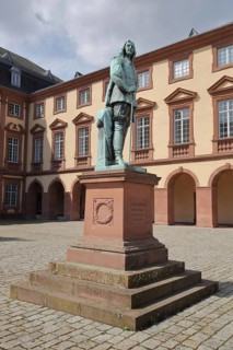 Statue of Palatine Elector Carl Ludwig 1617-1680, Monument, Court of Honour, Castle, Mannheim,